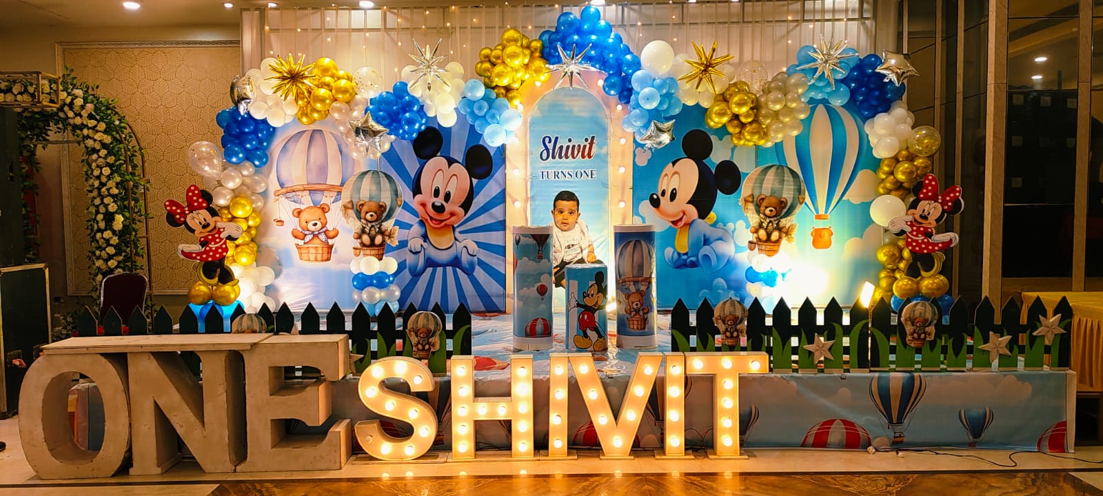 Decoration Image 4